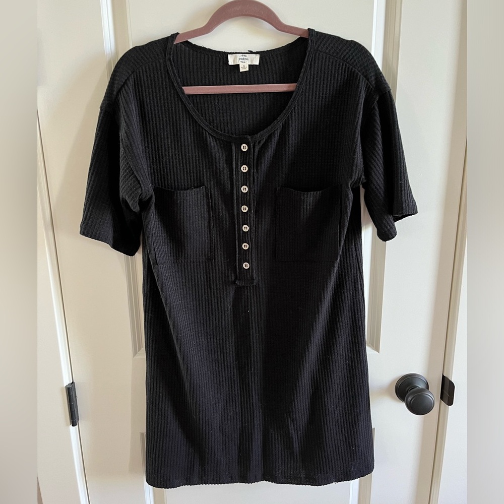 Black, ribbed/distressed dress. Oversized fit.